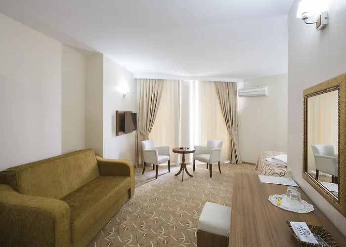 Hotel Seyhan Sarus 3*